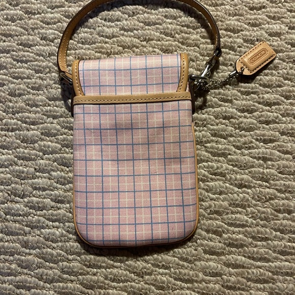 Coach wristlet - Picture 2 of 2
